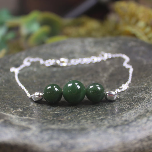 Kawakawa Pounamu Sterling Silver beaded bracelet - NZ Greenstone