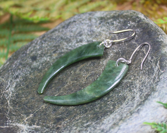 Huia Beak earrings carved from Kawakawa Pounamu - NZ Greenstone