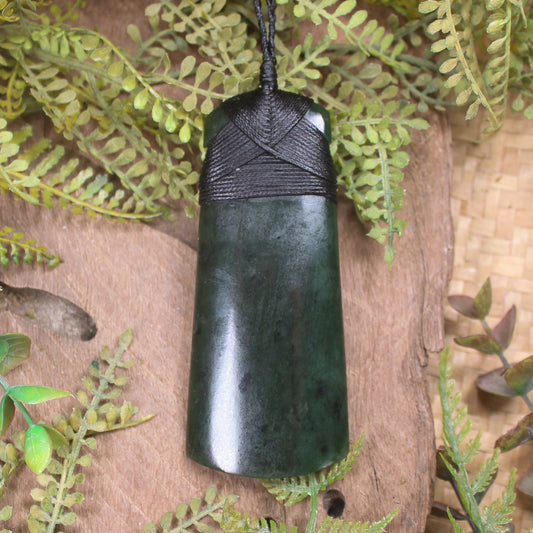 Kawakawa Pounamu Toki