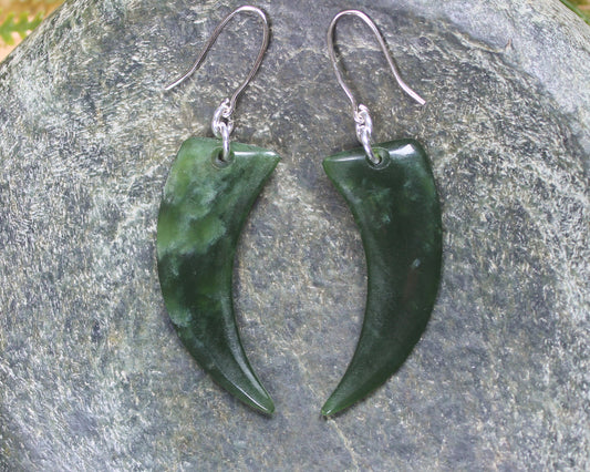 Huia Beak earrings carved from Kawakawa Pounamu - NZ Greenstone
