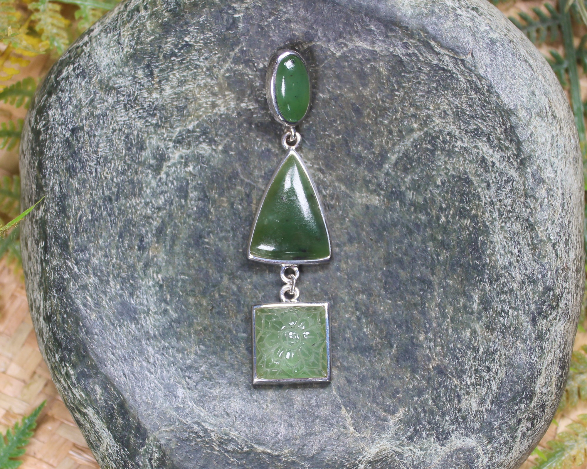 Hapopo Pounamu pendant set in Sterling Silver - NZ Greenstone