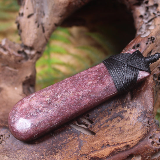 Roimata or Teardrop carved from Aroha Stone