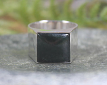 Sterling Silver Kawakawa Pounamu Ring - NZ Greenstone