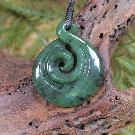 Koru Twist carved from Hapopo Pounamu - NZ Greenstone