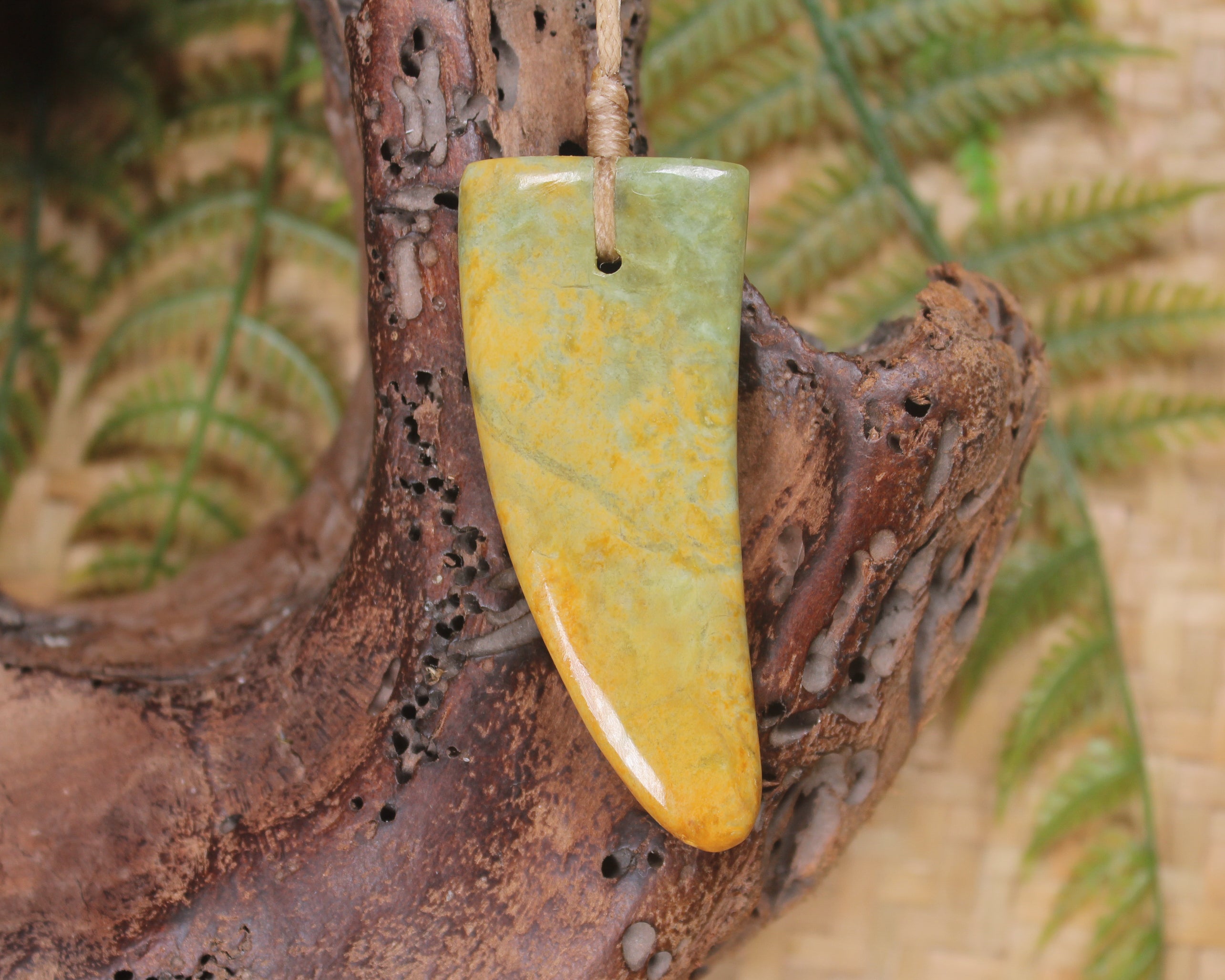Taniwha Tooth or Niho carved from Flower Jade Pounamu - NZ Greenstone