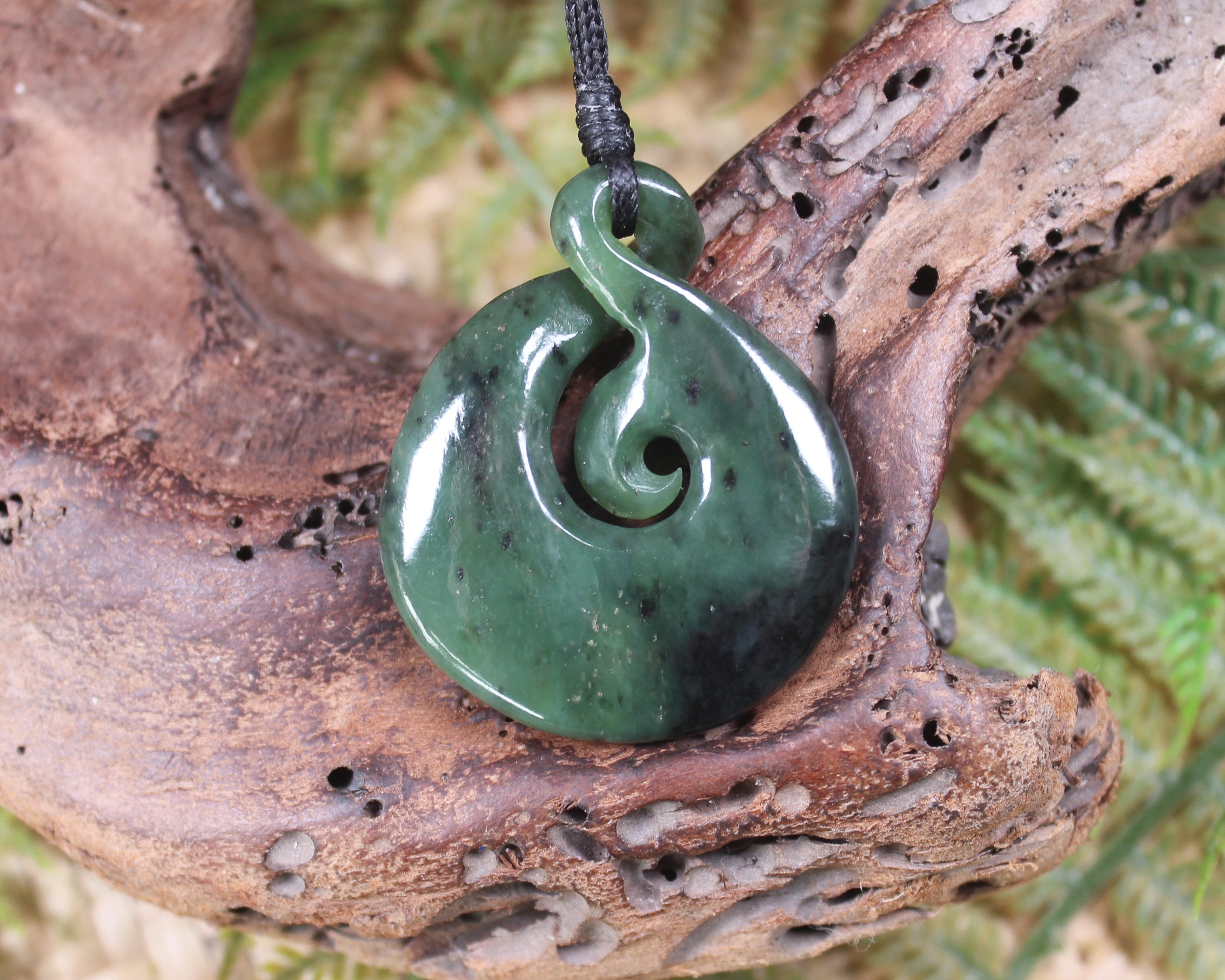 Koru Twist carved from Hapopo Pounamu - NZ Greenstone