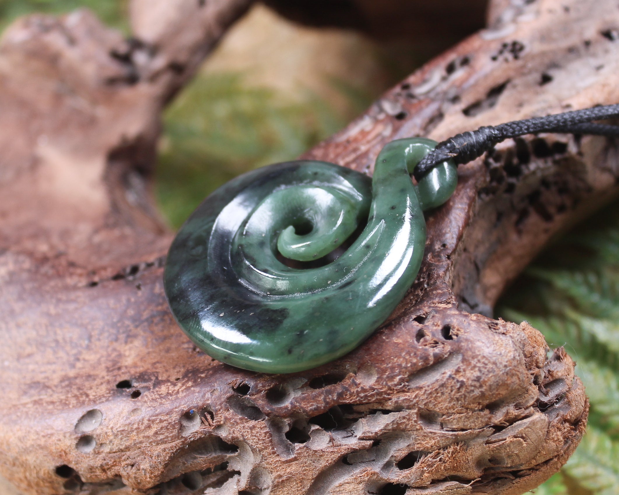 Koru Twist carved from Hapopo Pounamu - NZ Greenstone