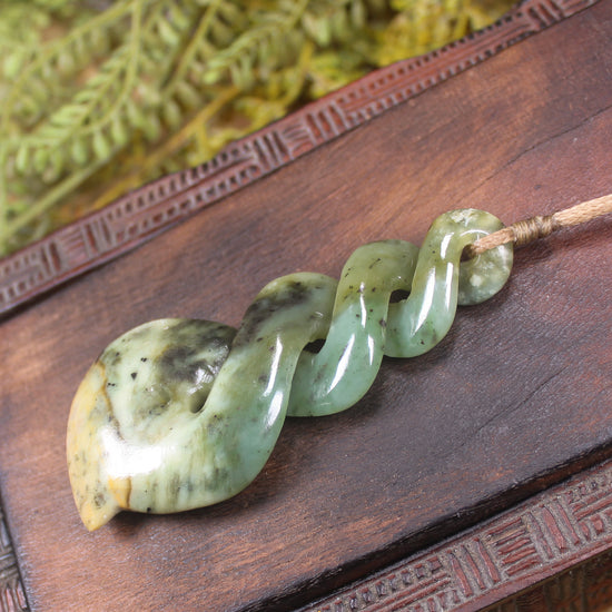 Twist or Pikorua carved from Flower Jade Pounamu - NZ Greenstone