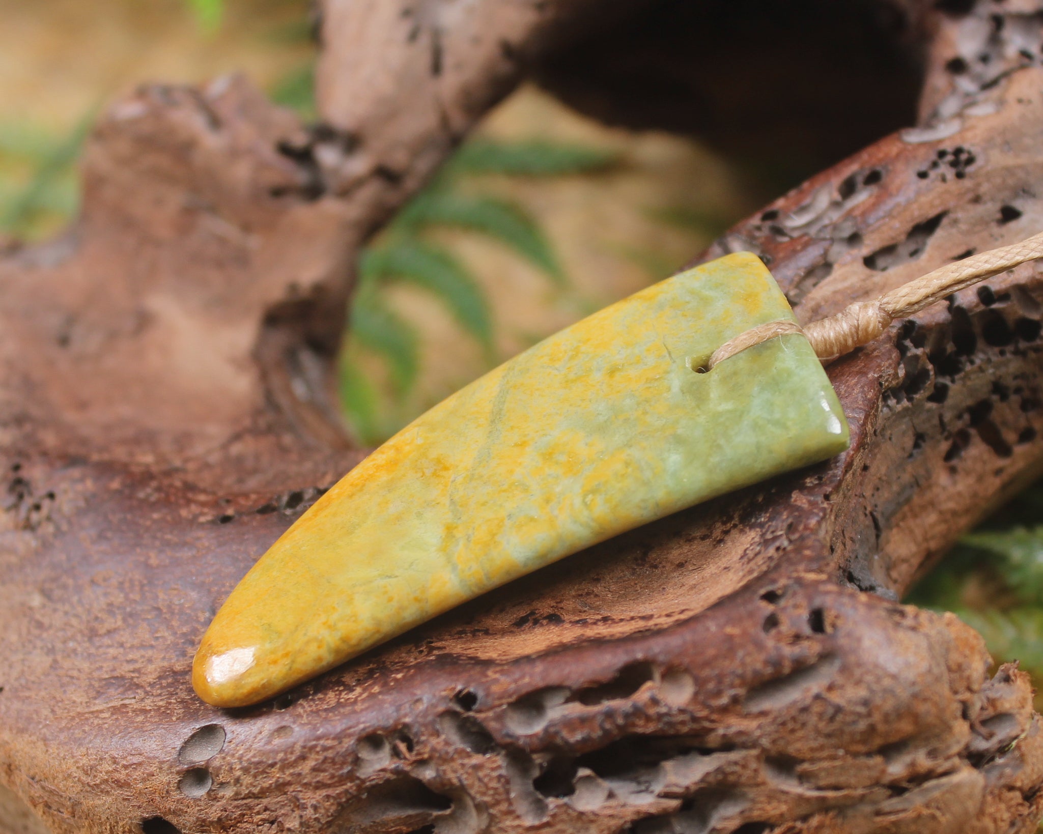 Taniwha Tooth or Niho carved from Flower Jade Pounamu - NZ Greenstone