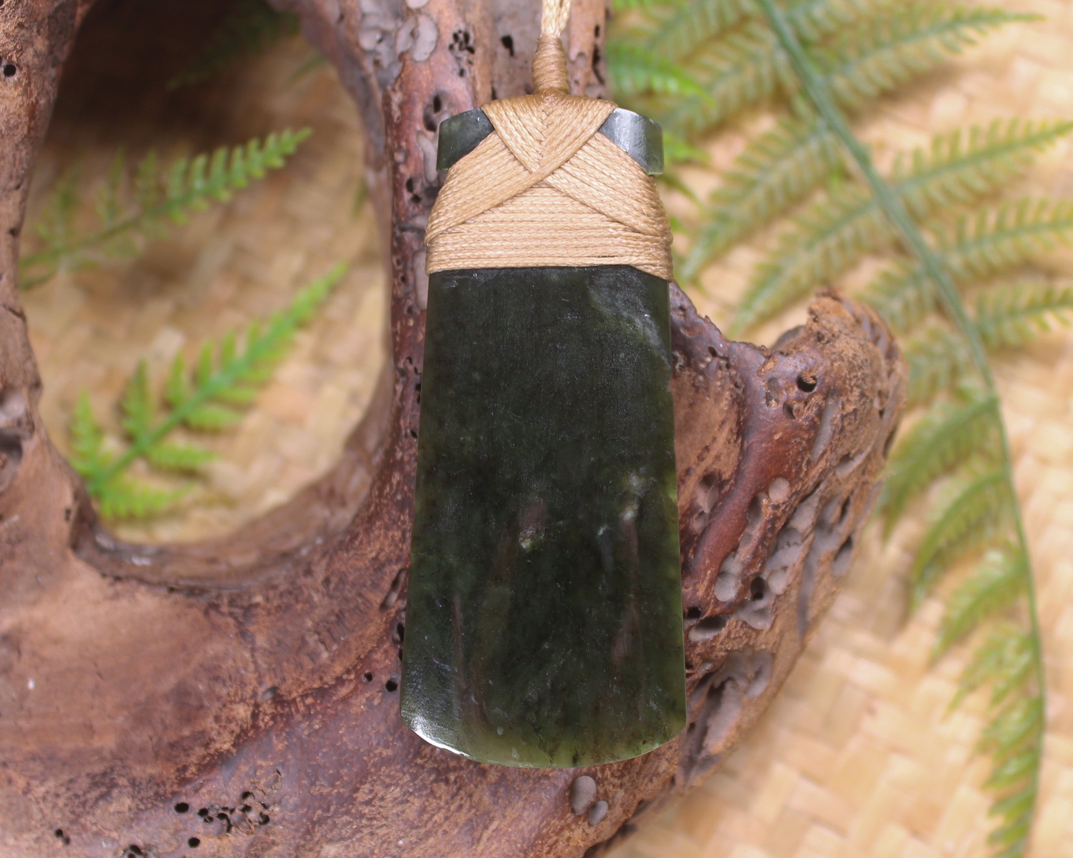 Rimu Pounamu Toki