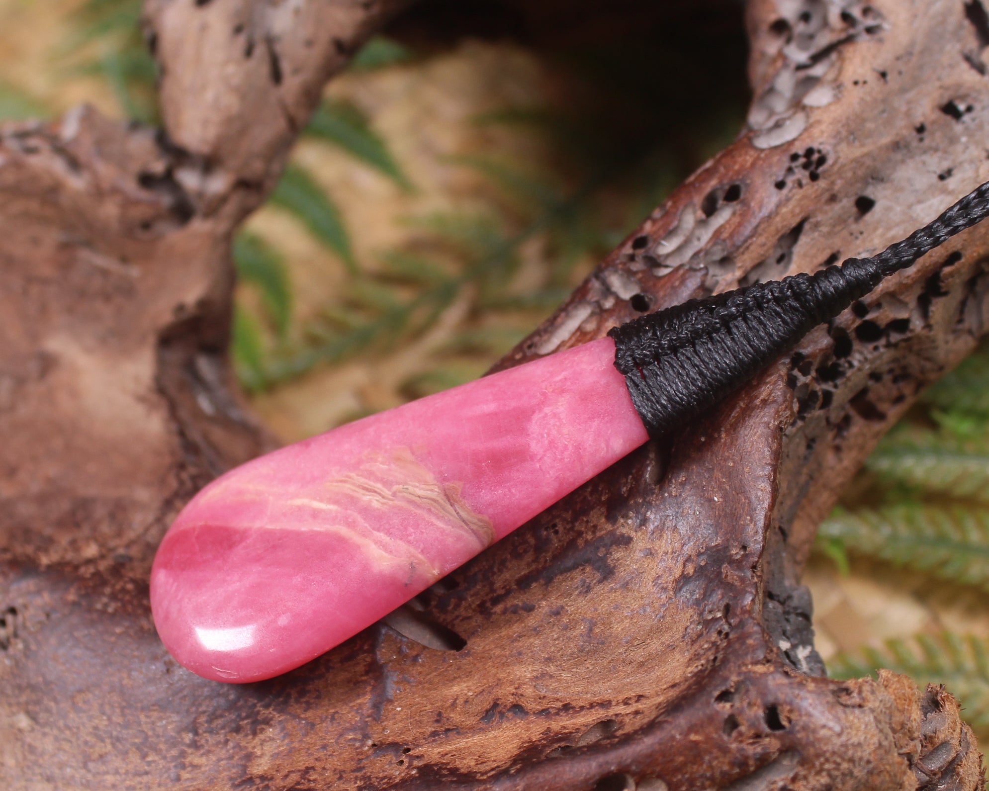 Rhodonite Roimata