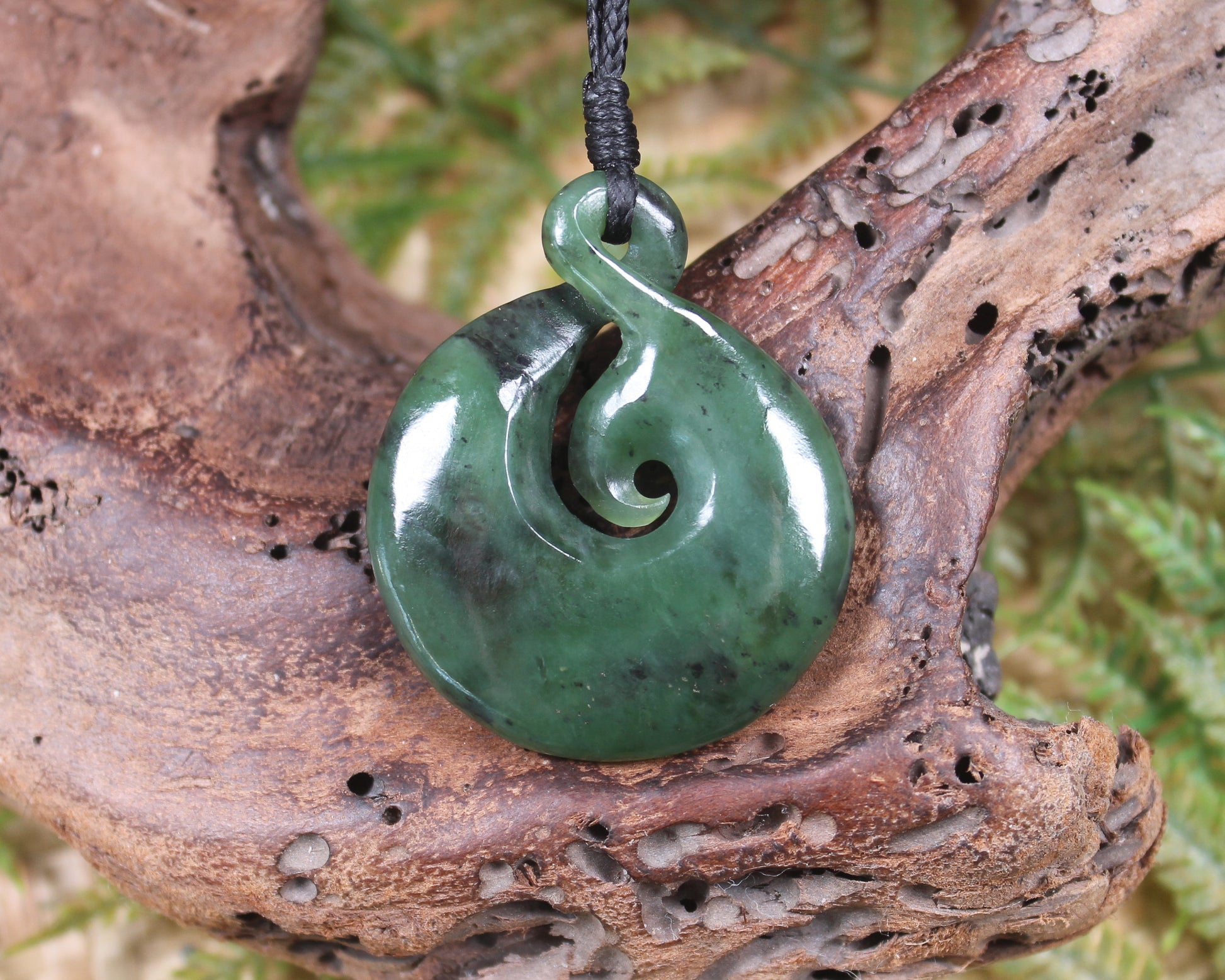 Koru Twist carved from Hapopo Pounamu - NZ Greenstone