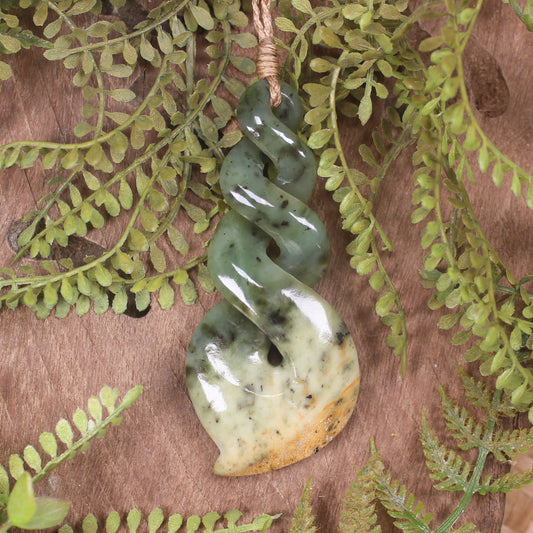 Twist or Pikorua carved from Flower Jade Pounamu - NZ Greenstone
