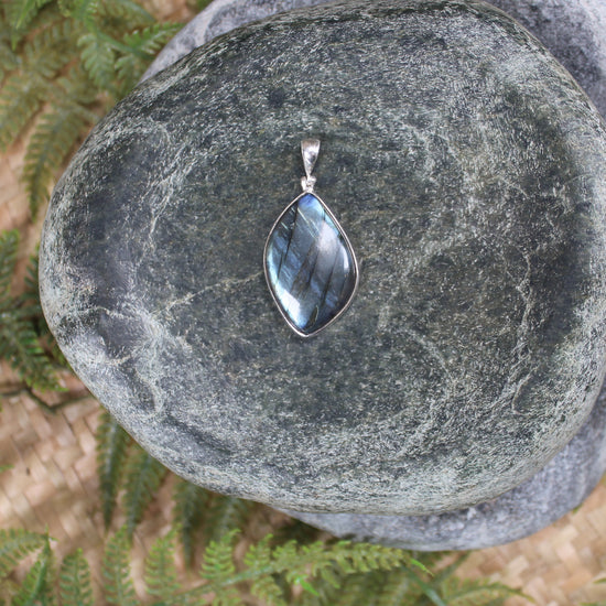 Labradorite Pendant