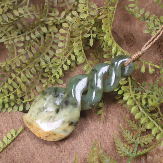 Twist or Pikorua carved from Flower Jade Pounamu - NZ Greenstone