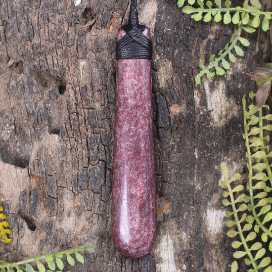 Roimata or Teardrop carved from Aroha Stone