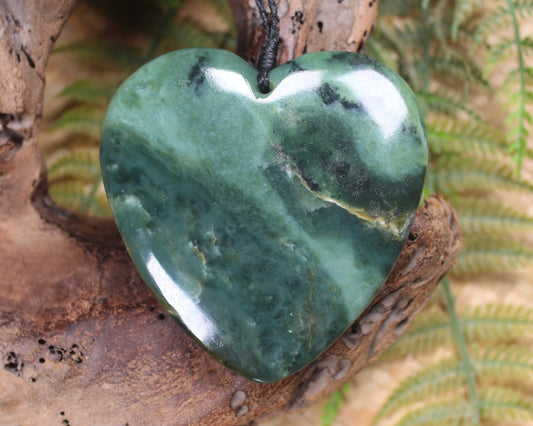 Heart carved from Inanga Pounamu - NZ Greenstone