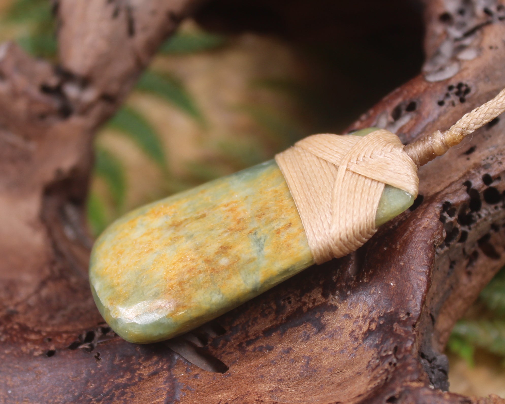 Toki or Adze Pendant carved from Flower Jade Pounamu - NZ Greenstone