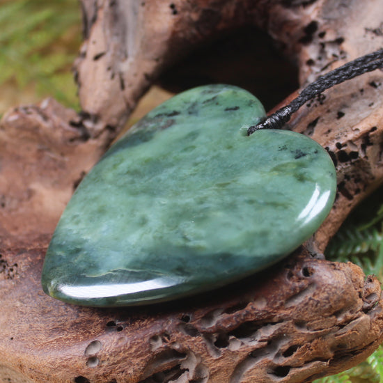 Heart carved from Inanga Pounamu - NZ Greenstone