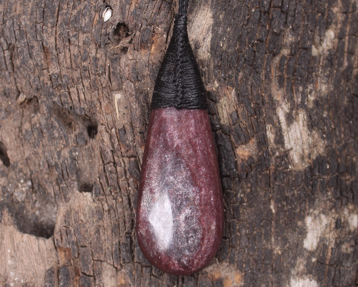 Roimata or Teardrop carved from Aroha Stone