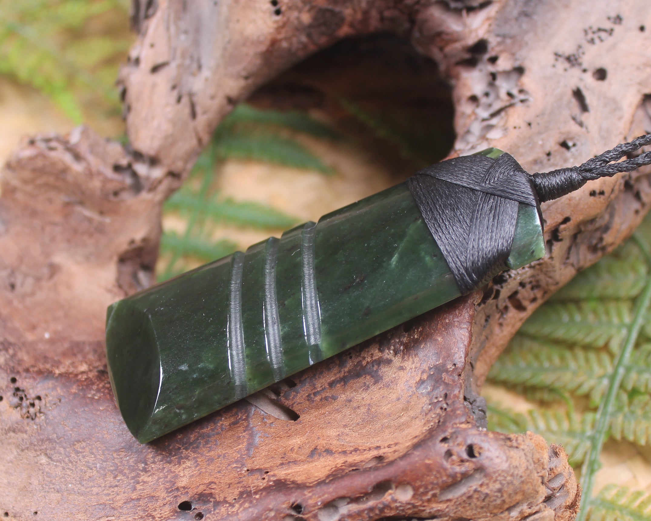 Kawakawa Pounamu Toki