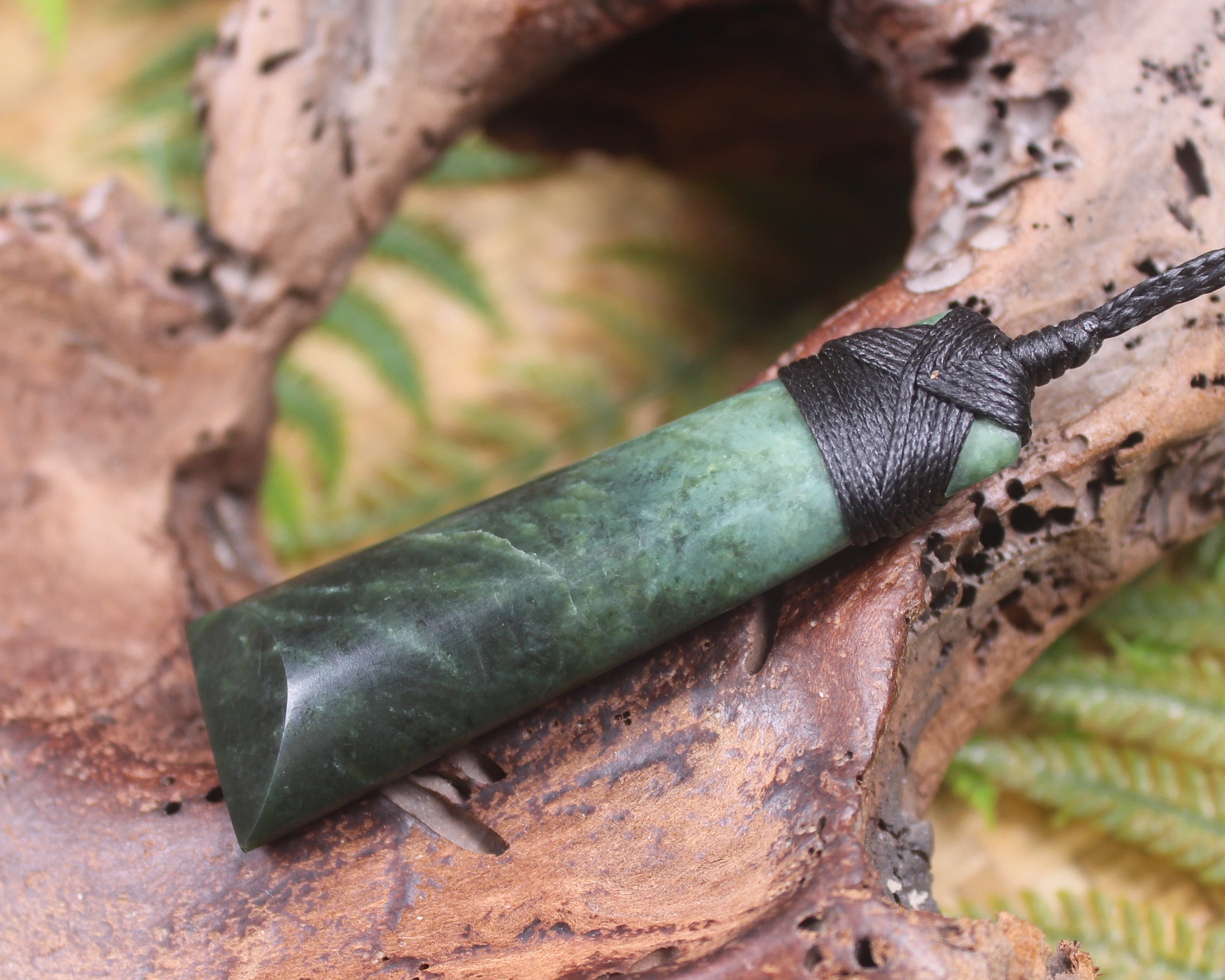 Kawakawa Pounamu Toki