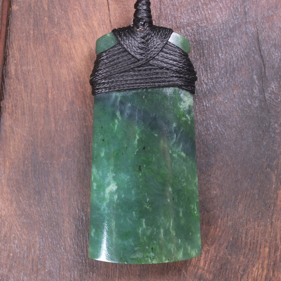 Kawakawa Pounamu Toki