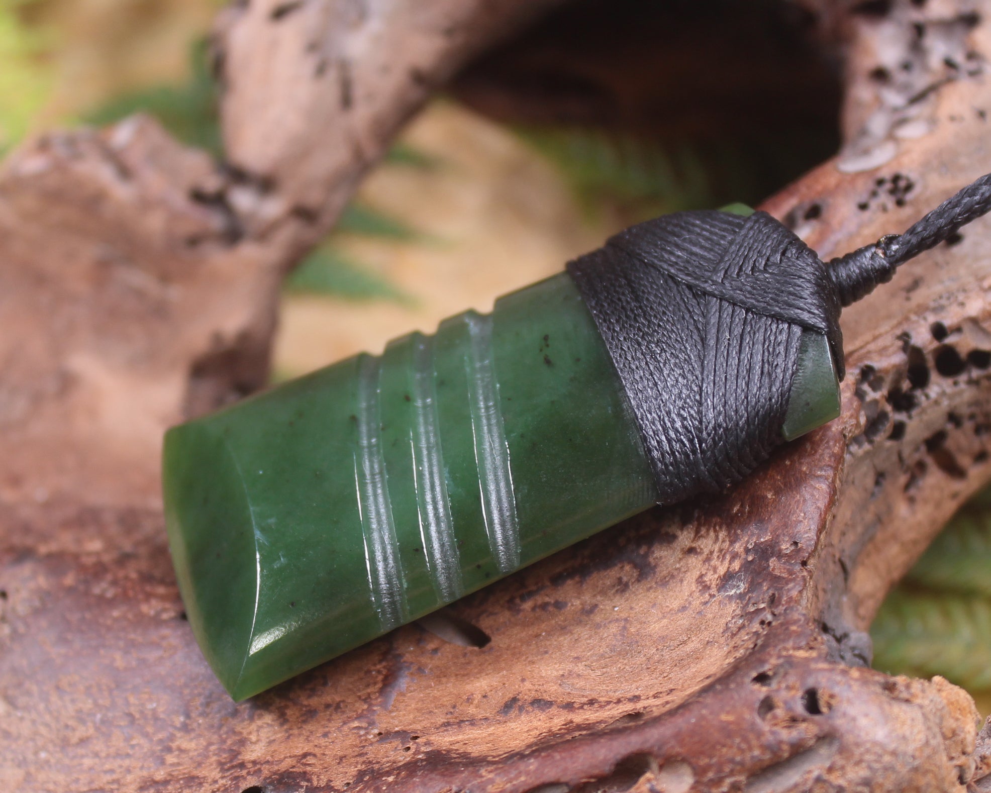 Kawakawa Pounamu Toki