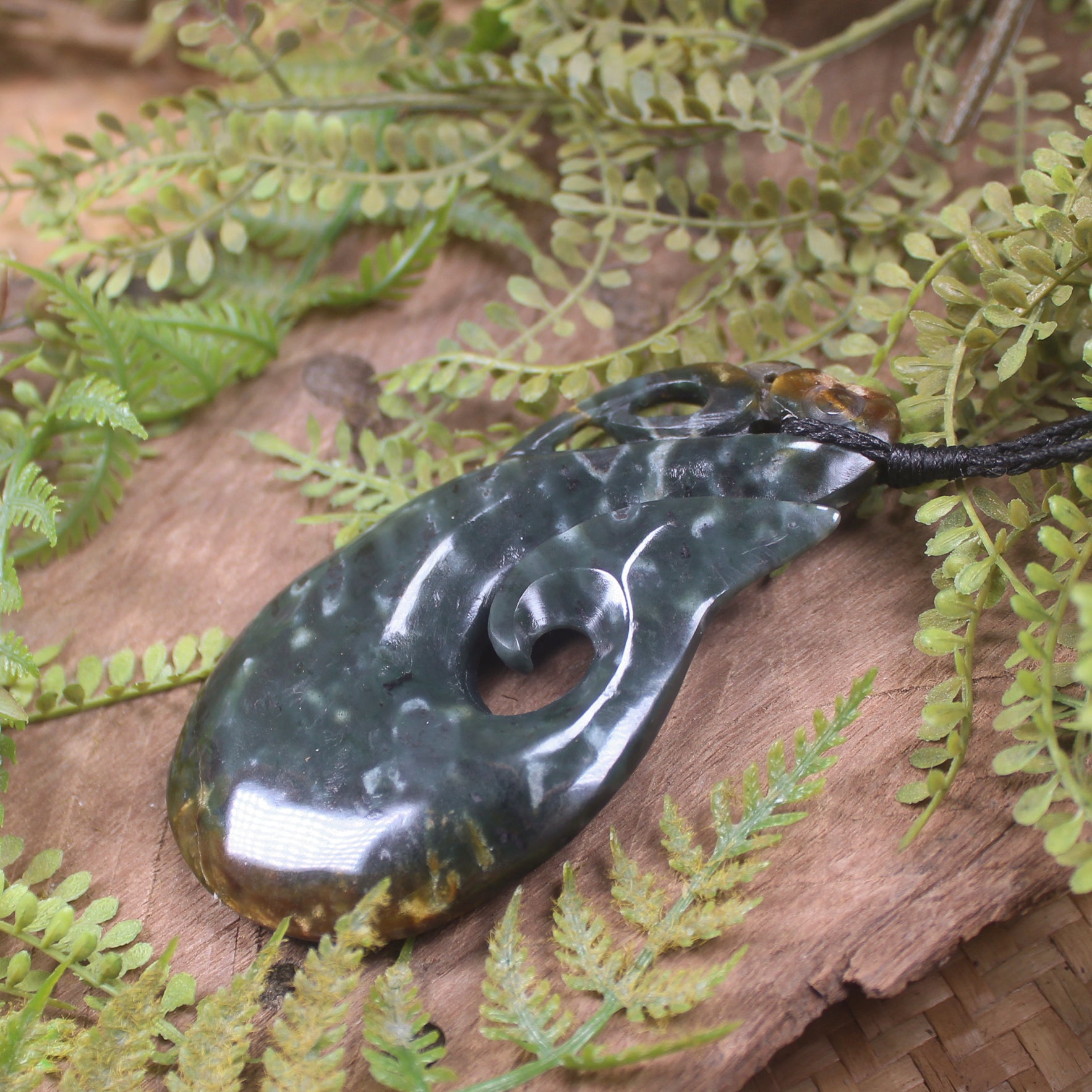 Manaia pendant carved from Rimu Pounamu - NZ Greenstone