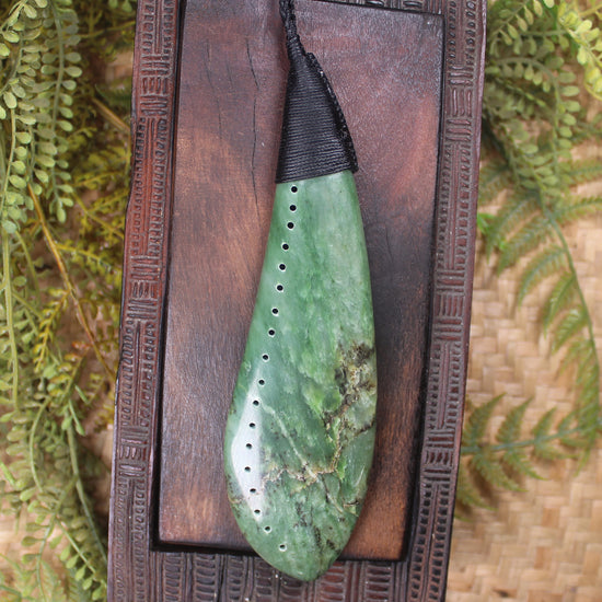 Roimata Teardrop carved from Hapopo Pounamu - NZ Greenstone