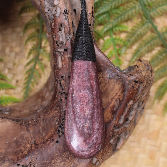 Roimata or Teardrop carved from Aroha Stone