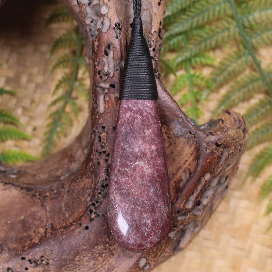 Roimata or Teardrop carved from Aroha Stone