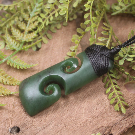 Kawakawa Pounamu Toki with Koru