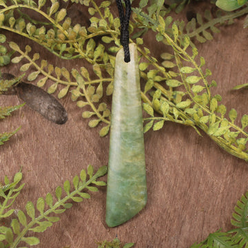 Flower Jade Pounamu Toki