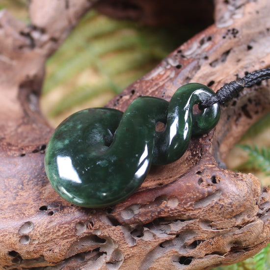 Twist carved from Kawakawa Pounamu - NZ Greenstone