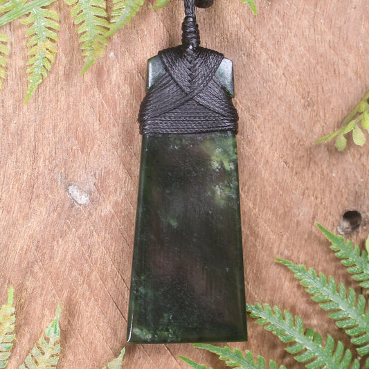Kawakawa Pounamu Toki