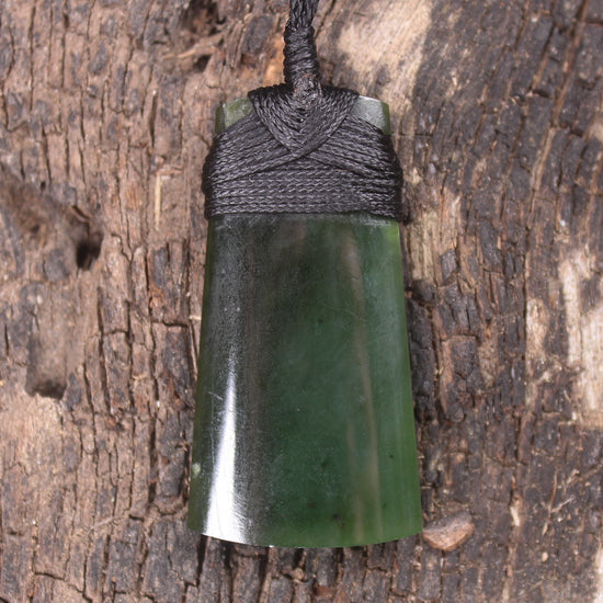 Kawakawa Pounamu Toki