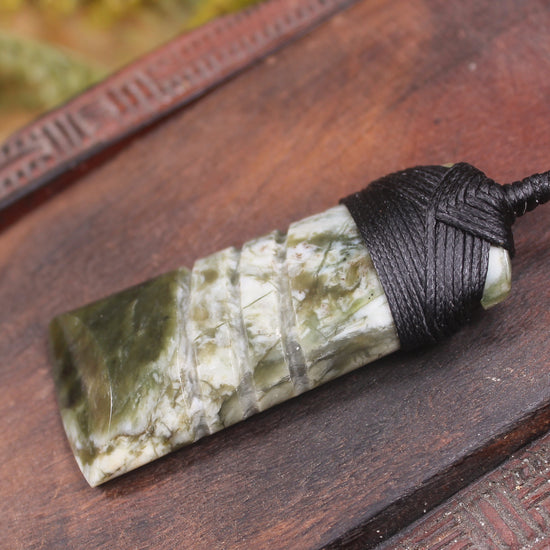 Hapopo Pounamu Toki