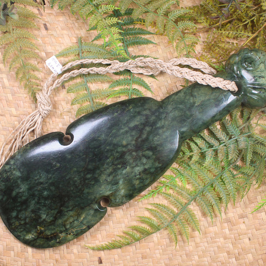 Kotiate carved from Kawakawa Pounamu - NZ Greenstone