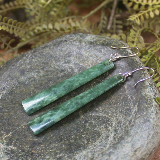 Roimata or Teardrop earrings carved from Kawakawa Pounamu - NZ Greenstone