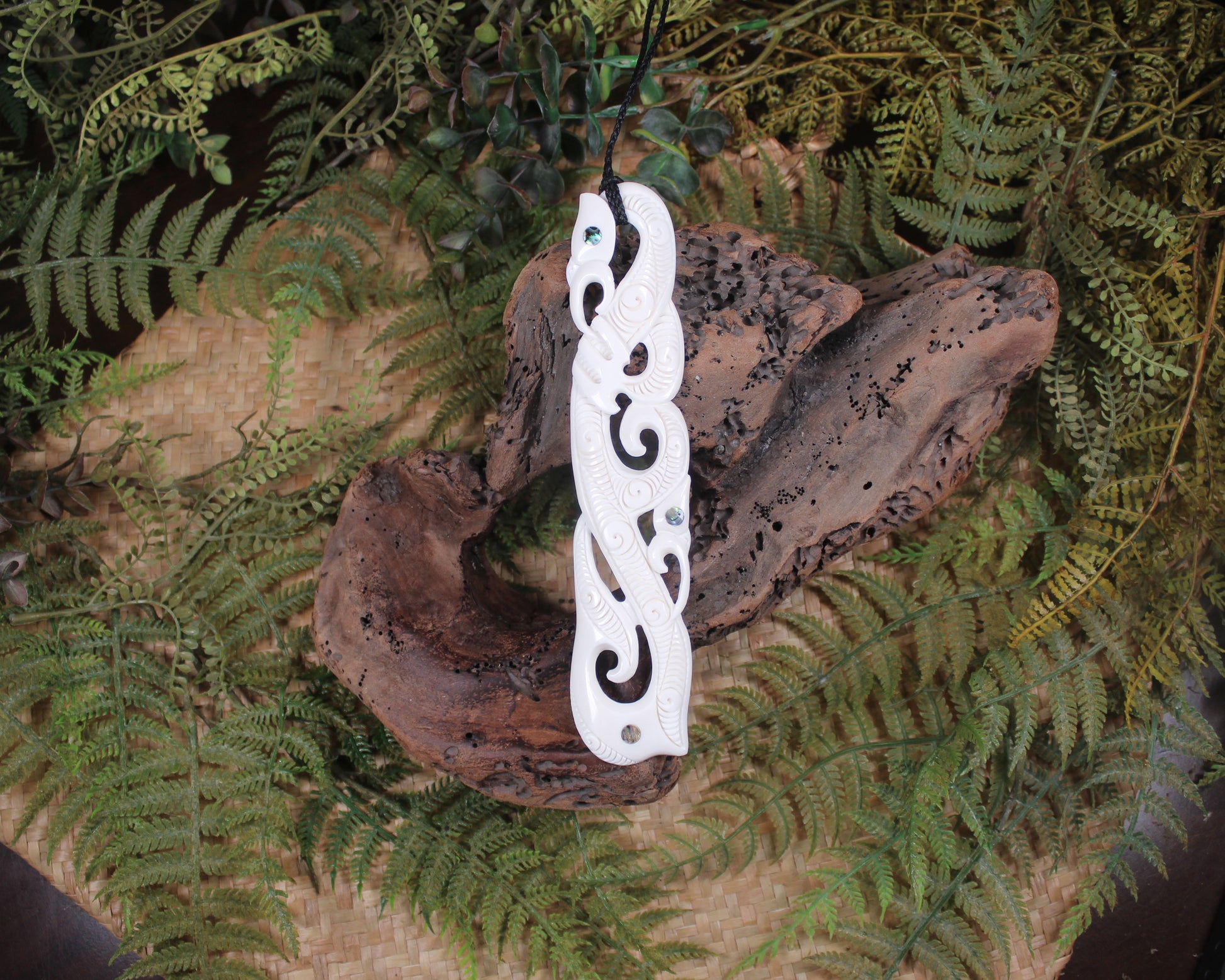 NZ Beef Bone Manaia