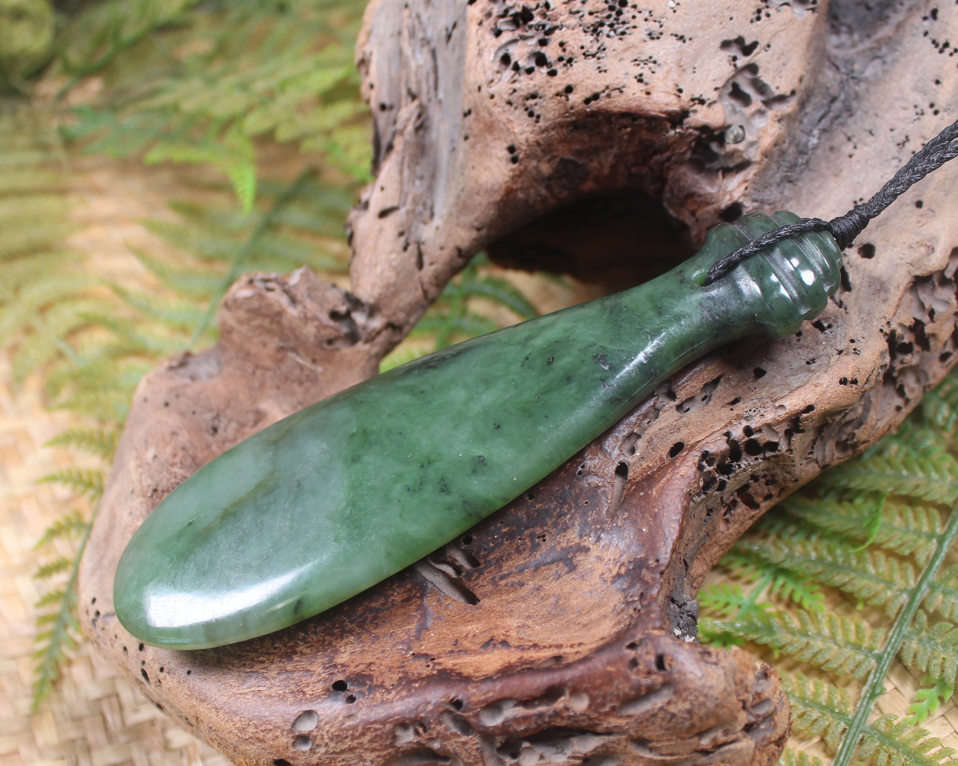 Mere or Patu carved from Hapopo Pounamu - NZ Greenstone