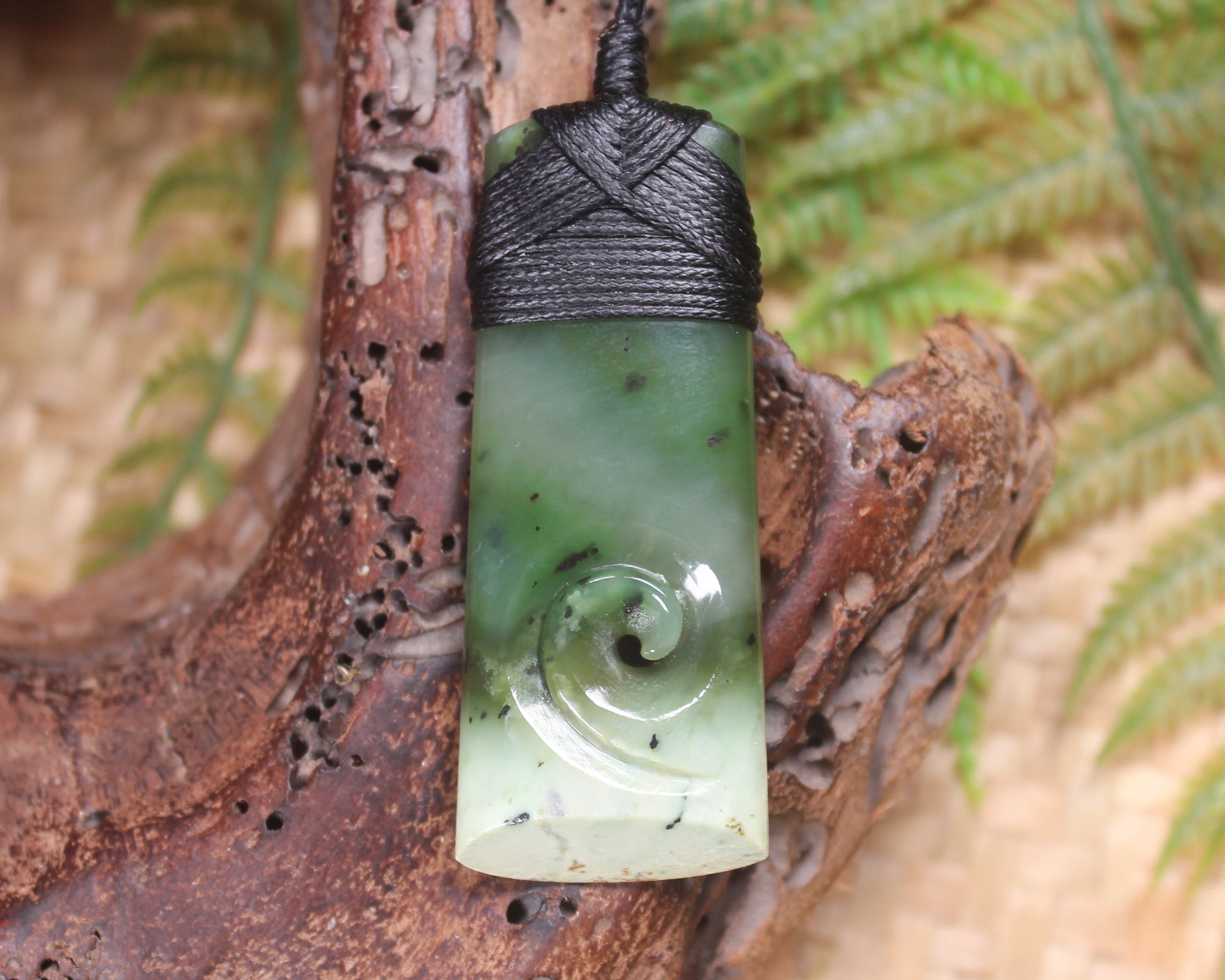 Toki or Adze with Koru carved from Hapopo Pounamu - NZ Greenstone