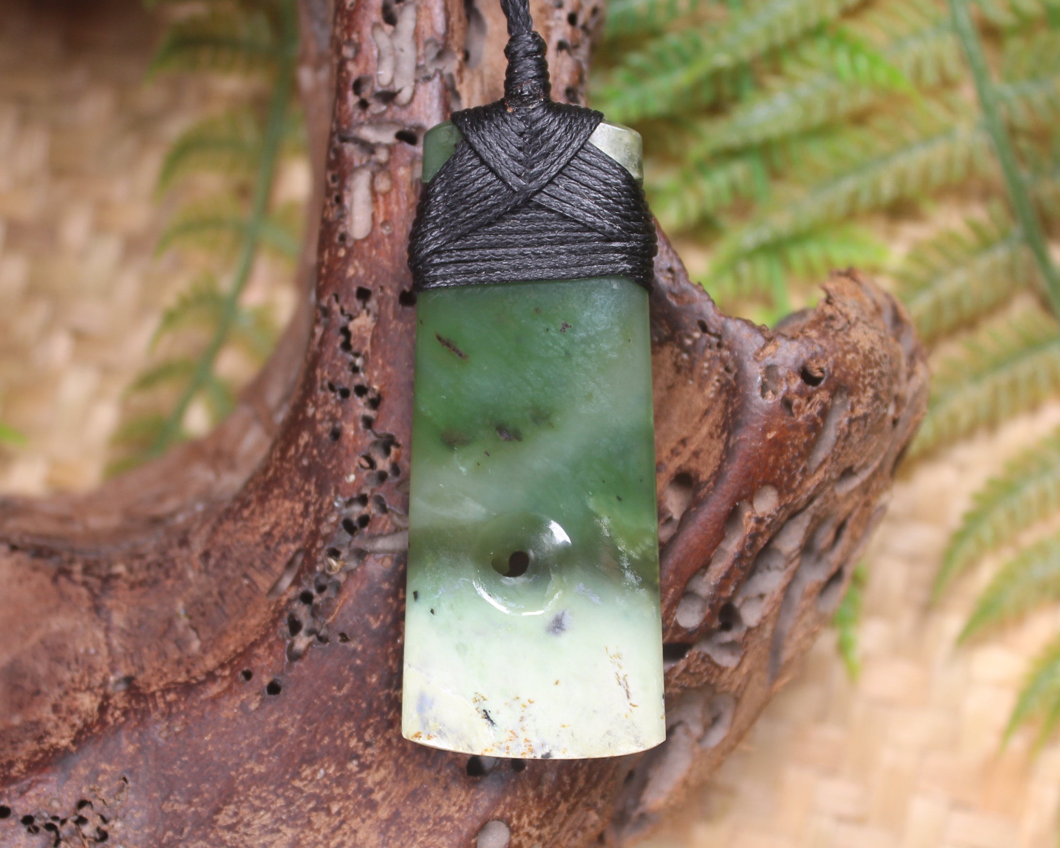 Toki or Adze with Koru carved from Hapopo Pounamu - NZ Greenstone