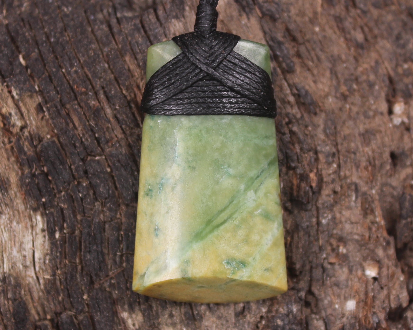 Flower Jade Pounamu Toki Pendant - NZ Greenstone