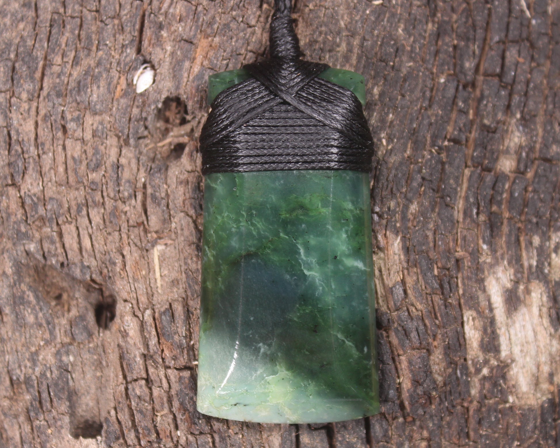 Kawakawa Pounamu Toki
