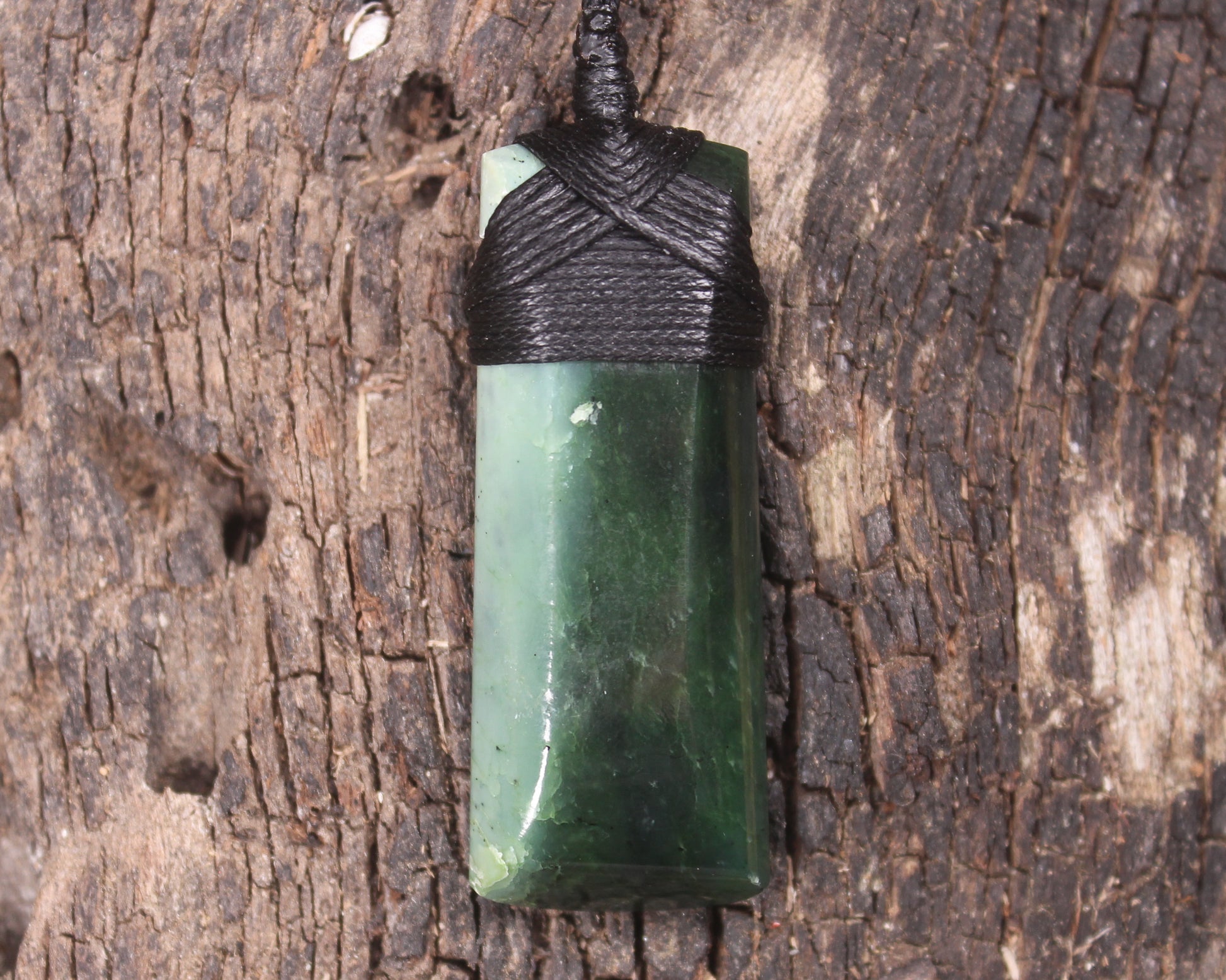 Kawakawa Pounamu Toki