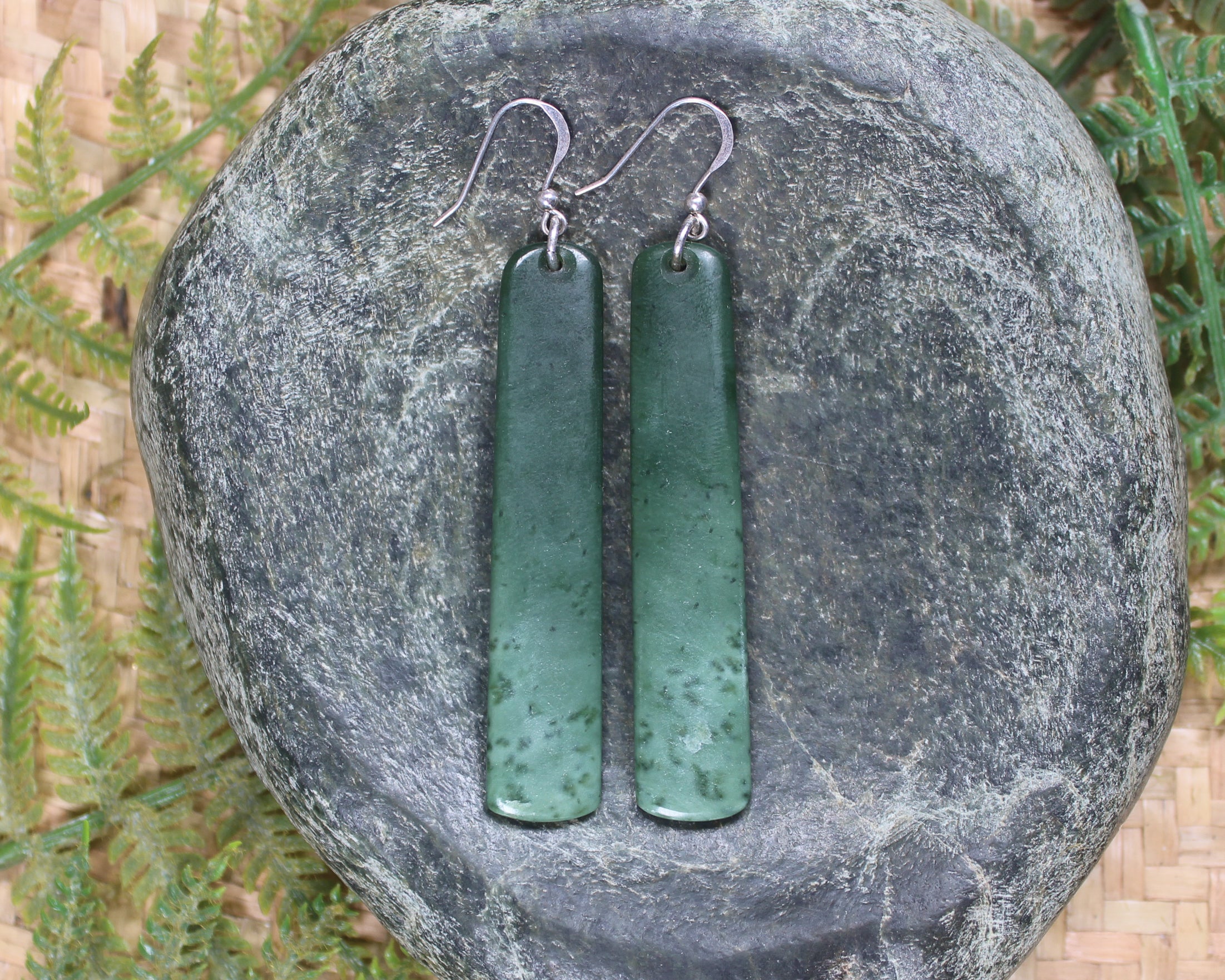 Roimata or Teardrop earrings carved from Kawakawa Pounamu - NZ Greenstone