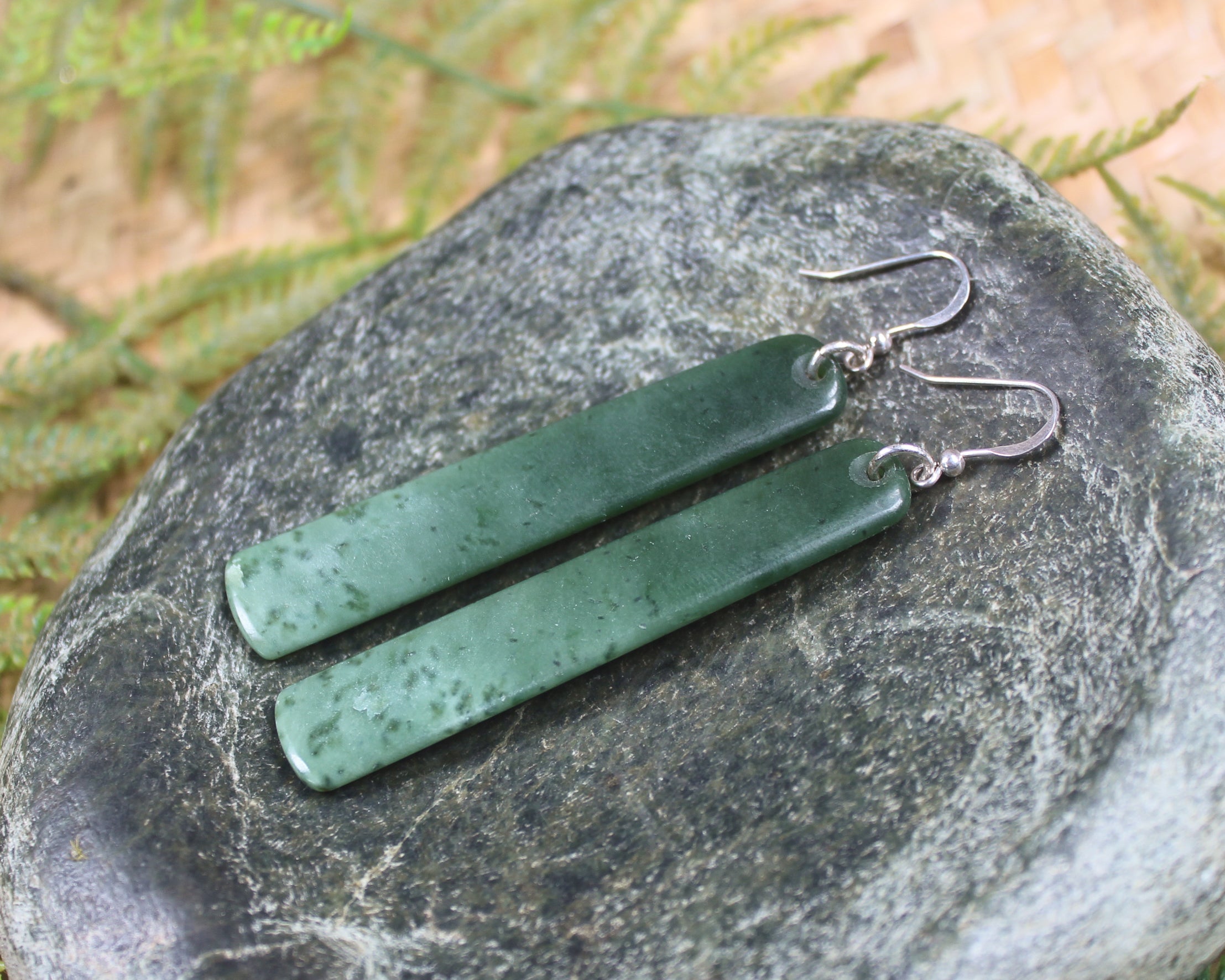 Roimata or Teardrop earrings carved from Kawakawa Pounamu - NZ Greenstone