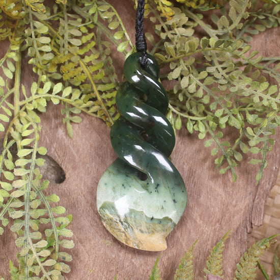 Twist carved from Kawakawa Pounamu - NZ Greenstone